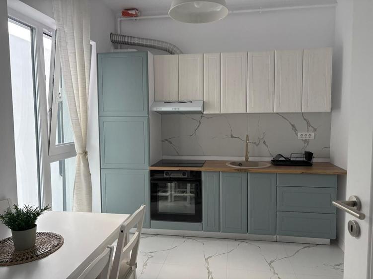 Apartament cu 2 camere decomandat, mobilat în Girocului