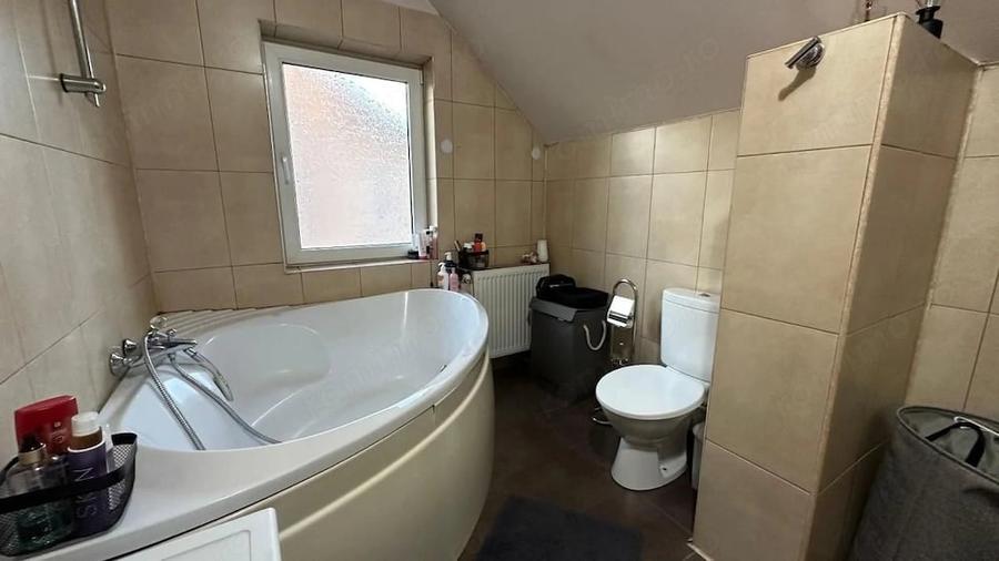 Casa individuala 6 camere cu teren 700 mp si garaj in Selimbar - 7