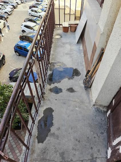 Apartament cu 3 camere semidecomandat în Victoriei