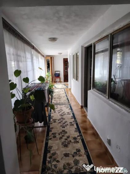 Casă cu 4 camere cu Teren 203 Mp în Central