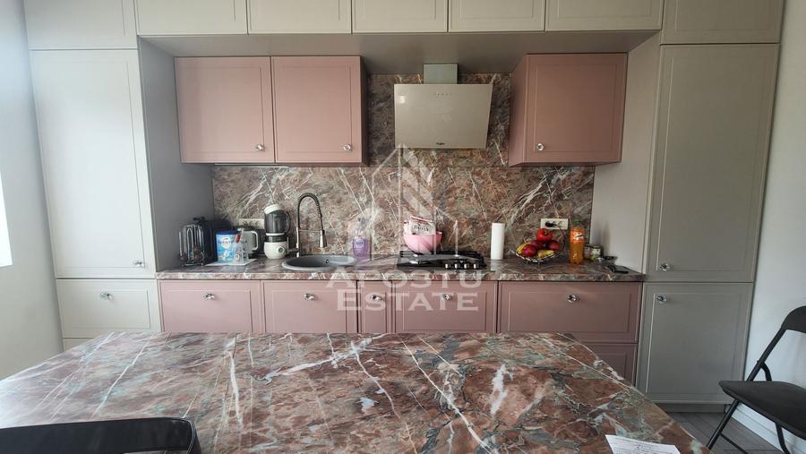 Duplex cu 4 camere cu Canalizare în Covaci
