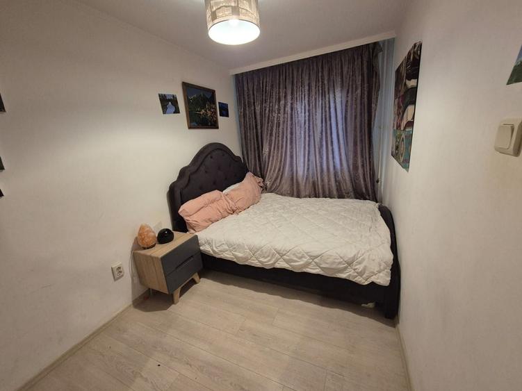 Apartament cu 3 camere semidecomandat, mobilat în City Park Mall