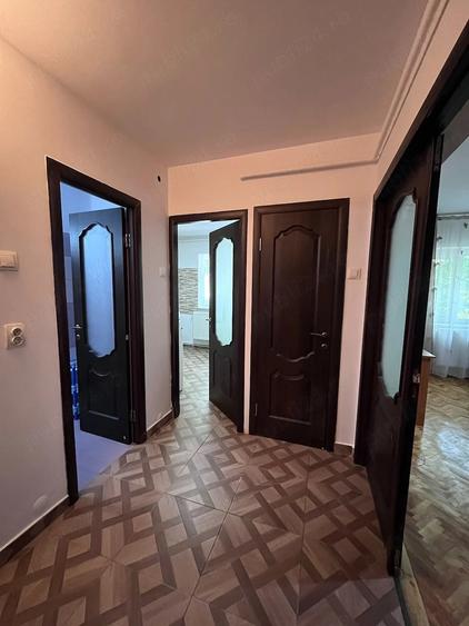 Garsonieră decomandată în Moara de foc