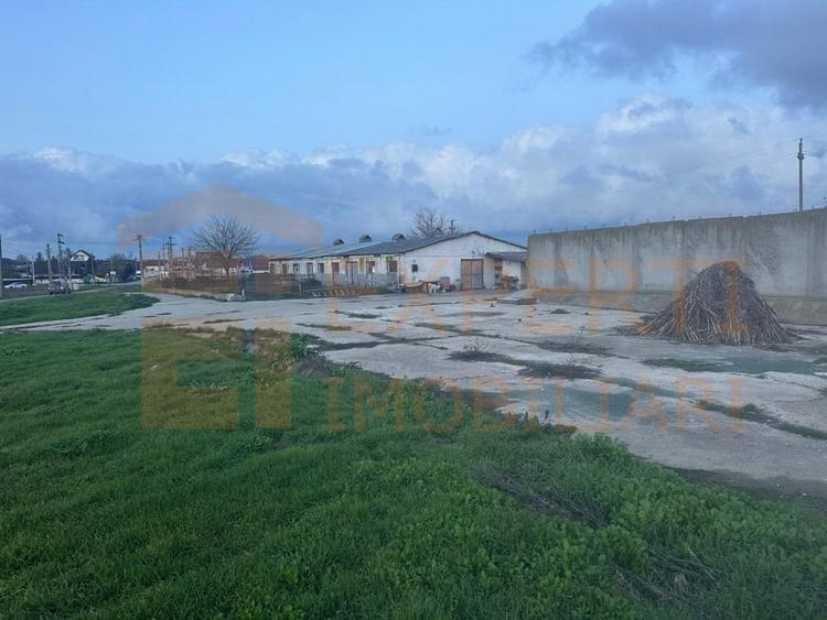 Teren Construcții intravilan de 2697 mp, în Valu lui Traian