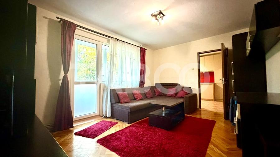 Apartament cu 3 camere semidecomandat, mobilat în Gheorgheni