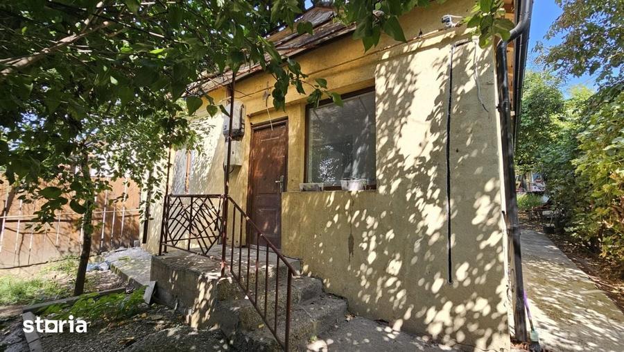 Casă cu 3 camere cu Teren 720 Mp în Păcurari