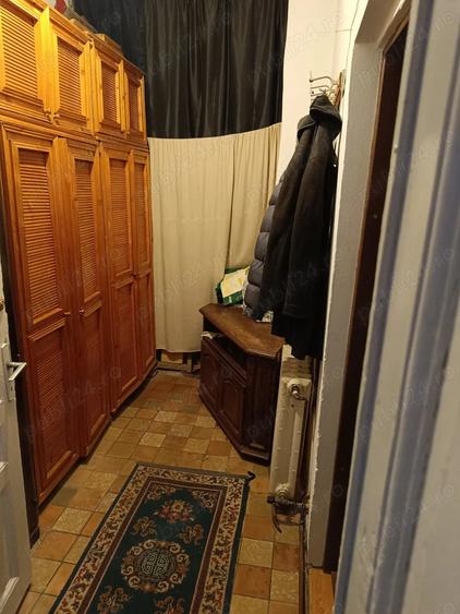 Casă cu 2 camere cu Teren 80 Mp în Decebal