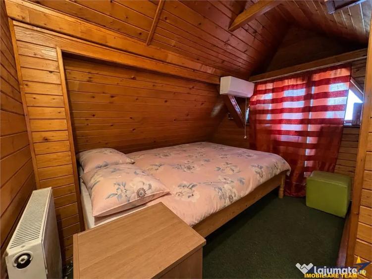 Casă cu 7 camere cu Teren 790 Mp în Central
