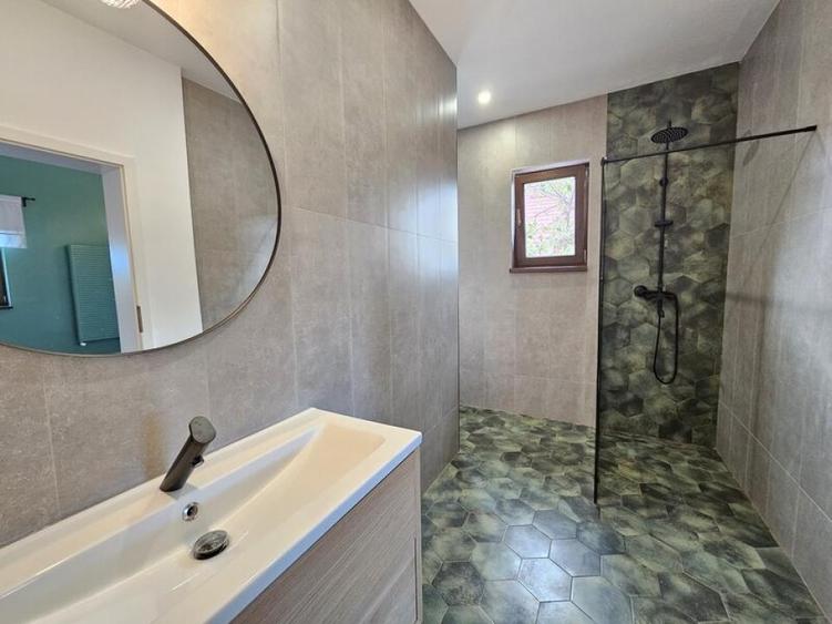 Casă individuală cu 3 camere cu Canalizare în Snagov