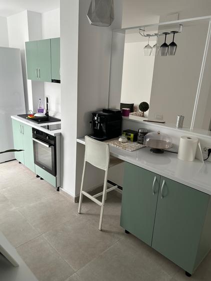 Apartament cu 2 camere decomandat în Lacul Tei