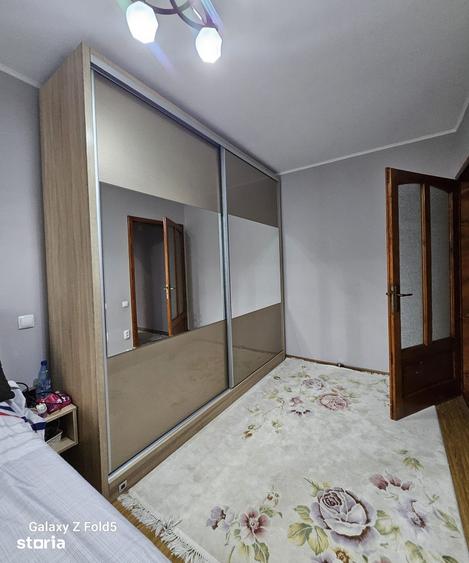Apartament cu 4 camere în Ultracentral