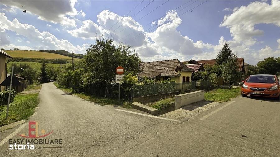 Casă cu 2 camere cu Teren 800 Mp în Păsăreni