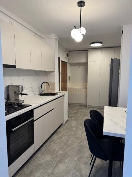 Apartament cu 2 camere decomandat, mobilat în Aradului