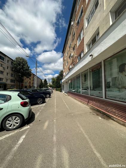 Spațiu comercial, de 100 mp, în Govândari