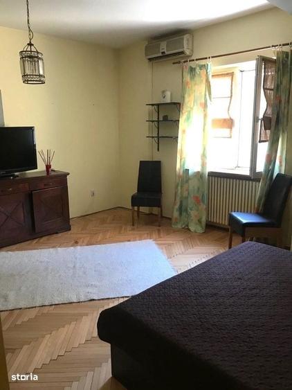 Garsonieră în Universitate