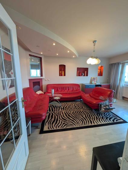 Apartament cu 4 camere decomandat în Doamna Ghica