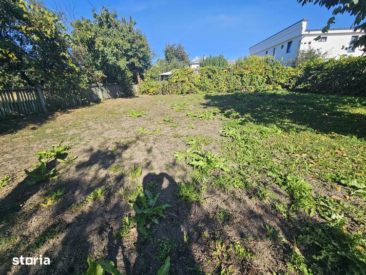Casă cu 3 camere cu Teren 800 Mp în Ițcani