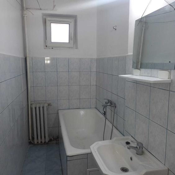 Apartament cu 2 camere semidecomandat în Iosia
