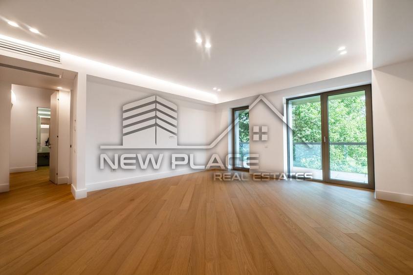 Apartament cu 3 camere decomandat în Pipera