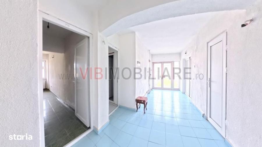 Spațiu comercial, de 2,167 mp, în Ultracentral