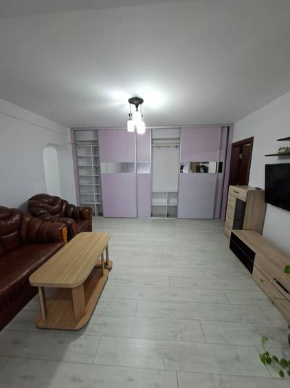 Casă cu 2 camere cu Teren 600 Mp în Central