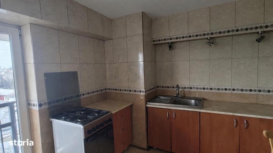 Apartament cu 2 camere decomandat, mobilat în Libertății