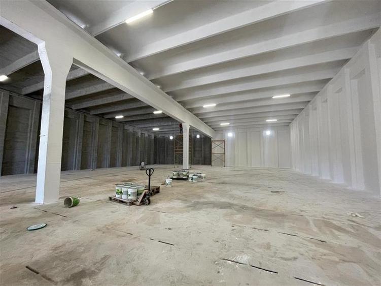 Spațiu industrial, de 1,000 mp, în Monumentului