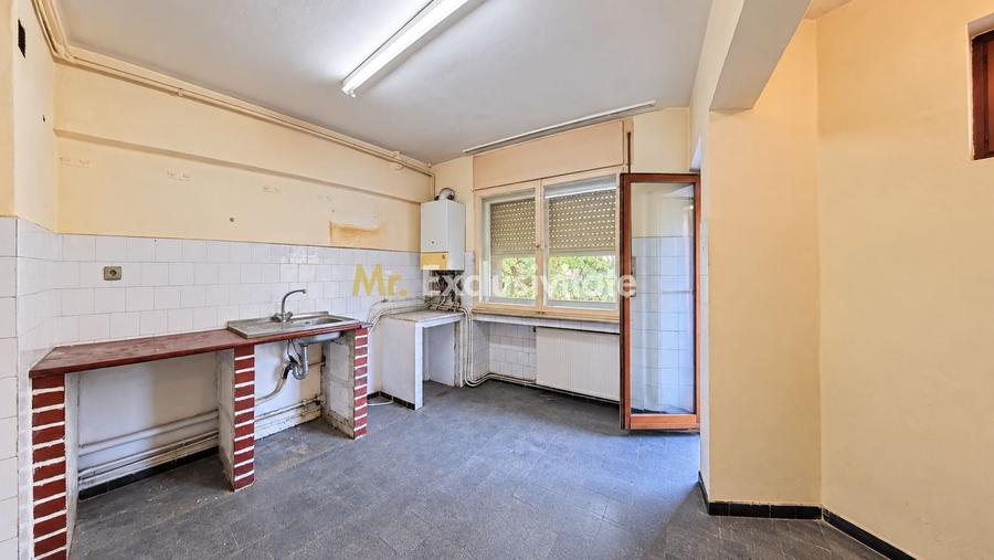 Apartament cu 2 camere semidecomandat în Micro 16