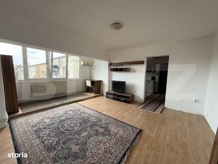Apartament cu 3 camere în Micro 16 — fotografia 1