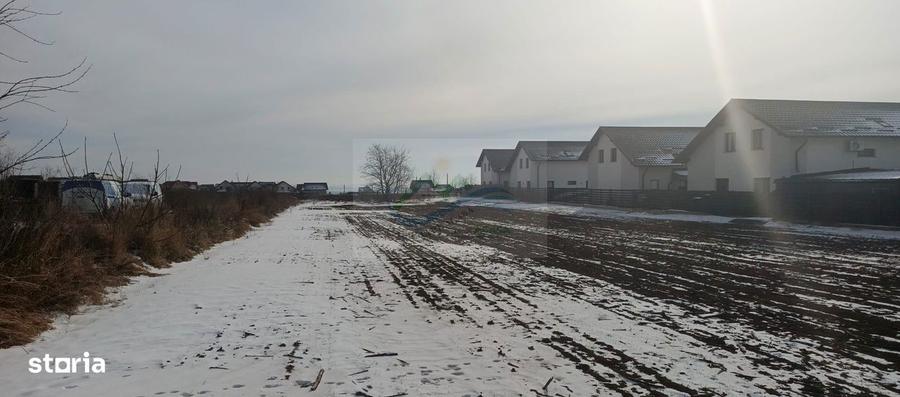 Teren de 1000 mp, în Frătăuții Noi