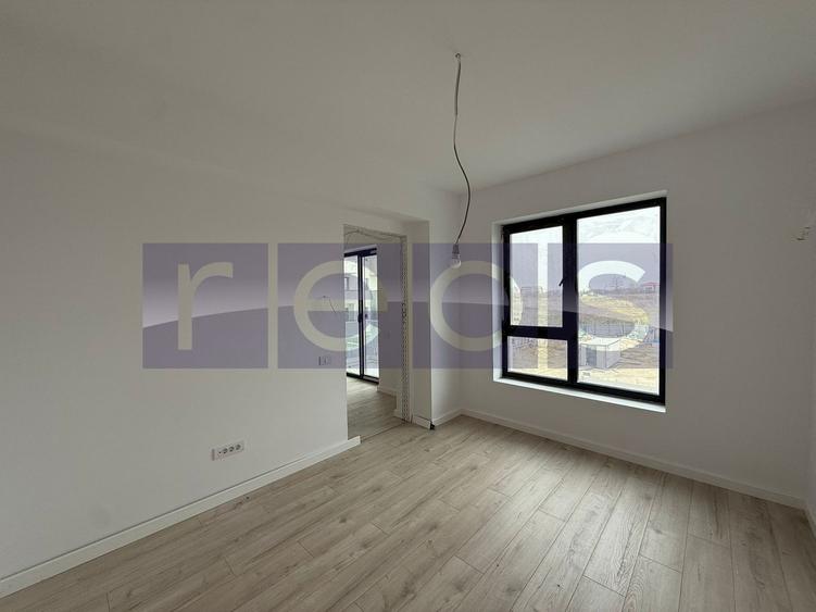 Apartament cu 2 camere semidecomandat în Sisești
