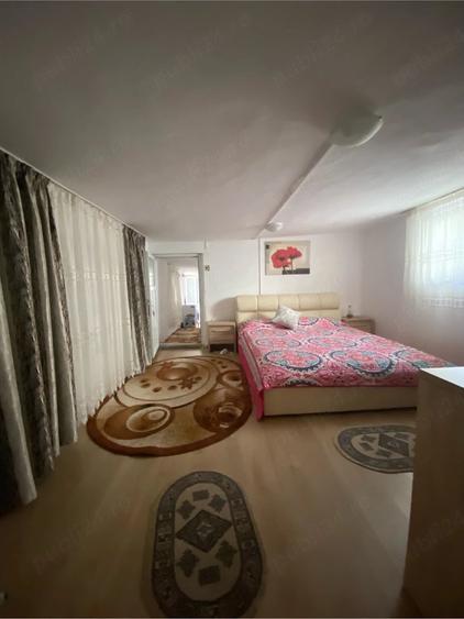 Casă cu 6 camere cu Teren 1273 Mp în Lița