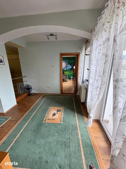 Casă cu 4 camere cu Teren 500 Mp în Bunloc