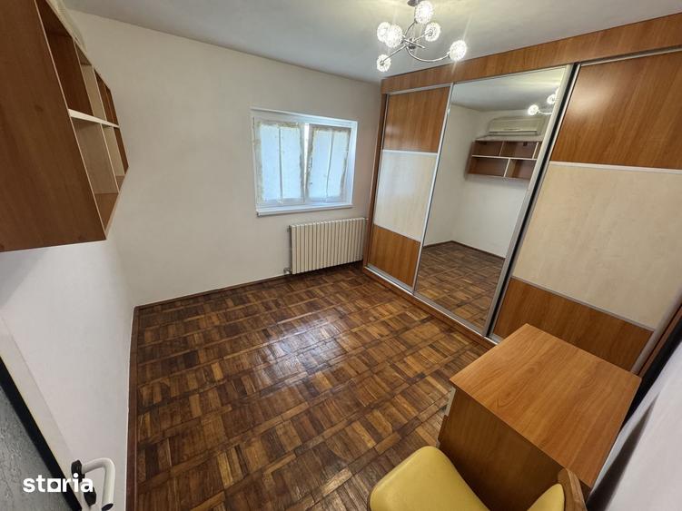 Apartament cu 3 camere decomandat în Tăbăcărie