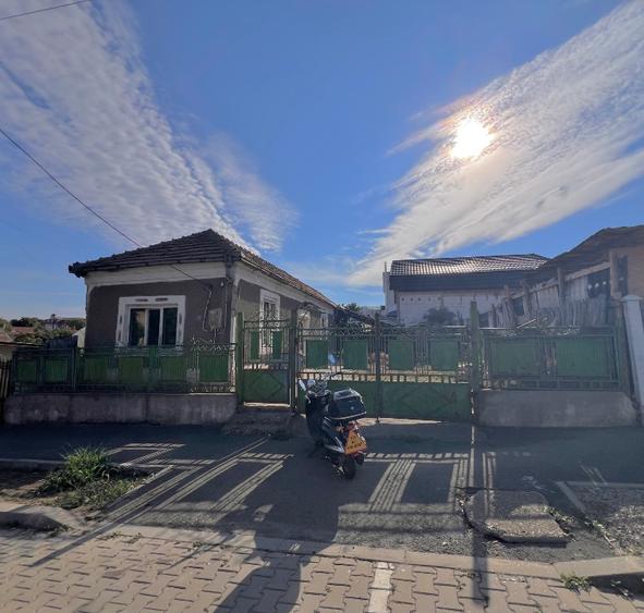Casă cu 3 camere în Central