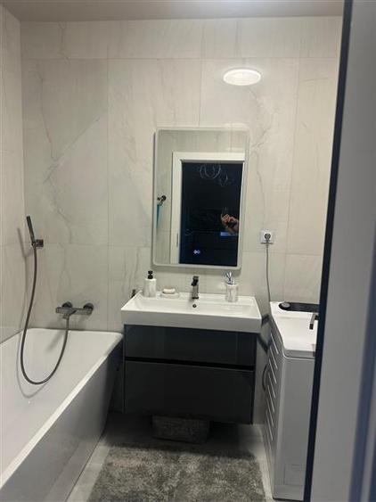Apartament cu 2 camere semidecomandat, mobilat în Zorilor