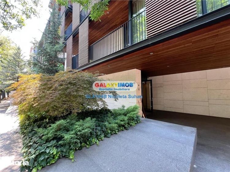 Apartament cu 4 camere decomandat în Primăverii