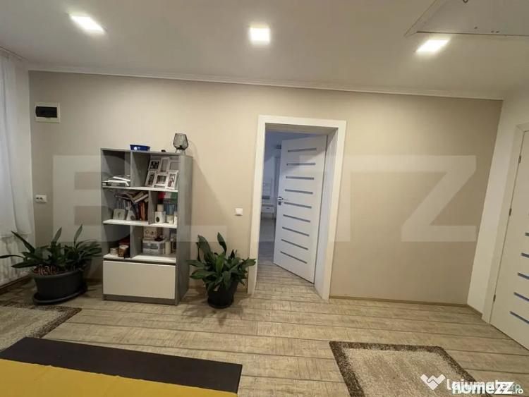 Casă cu 7 camere cu Teren 566 Mp în Nord
