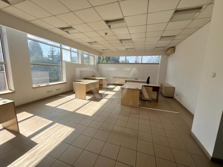 Birou, de 515 mp, în Metalurgiei