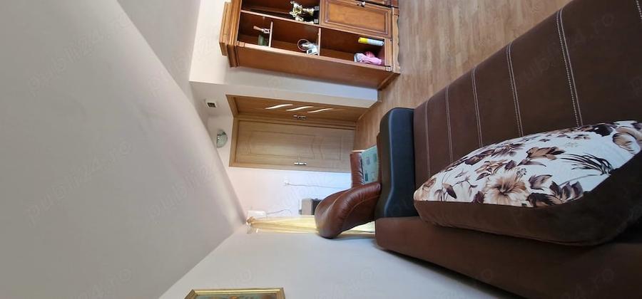Apartament cu 2 camere semidecomandat în Buziașului