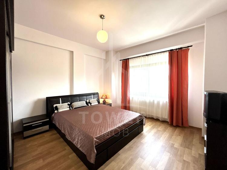 Apartament cu 3 camere decomandat în Sub Arini