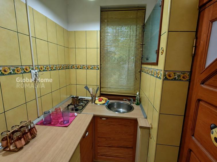 Apartament cu 2 camere semidecomandat, mobilat în 1 Mai