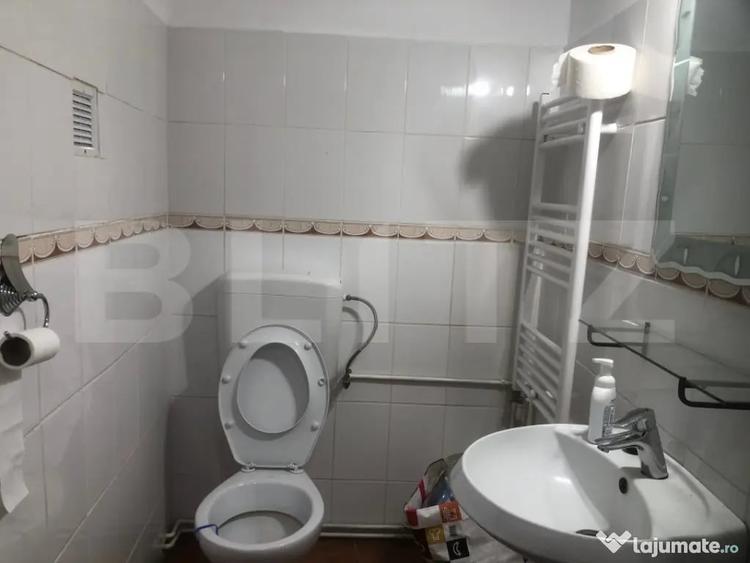 Spațiu comercial, de 40 mp, în Central