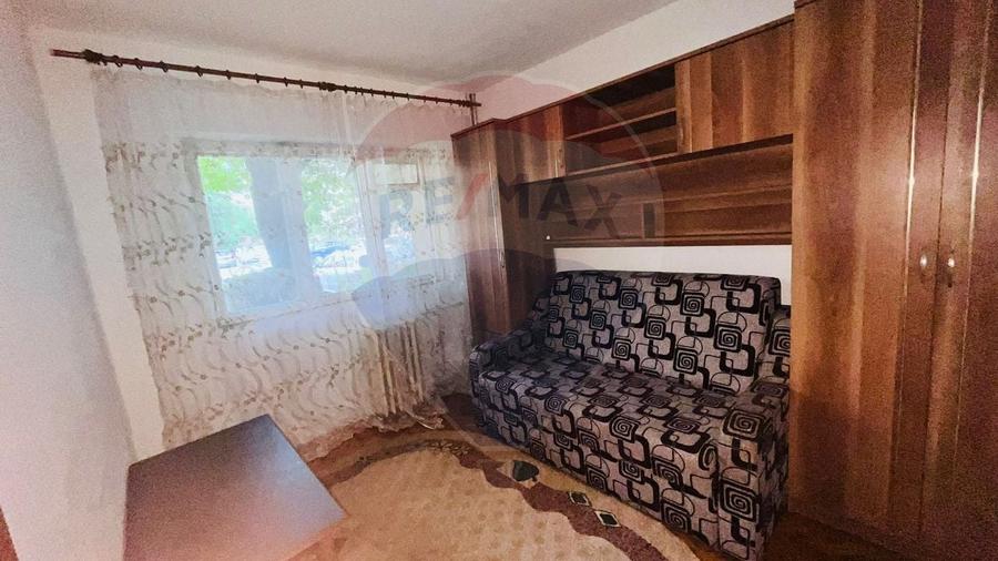 Apartament cu 2 camere de vânzare zona Rogerius - 8