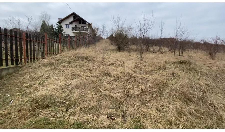 Teren Construcții intravilan de 850 mp, în Bârnova
