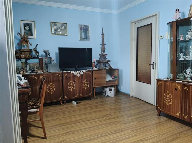 Apartament cu 2 camere decomandat în Radu Negru