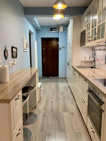 Apartament cu 2 camere semidecomandat în Basarab