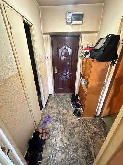Apartament cu 3 camere decomandat în Lujerului