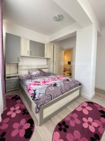 Apartament cu 3 camere decomandat, mobilat în Exterior Sud