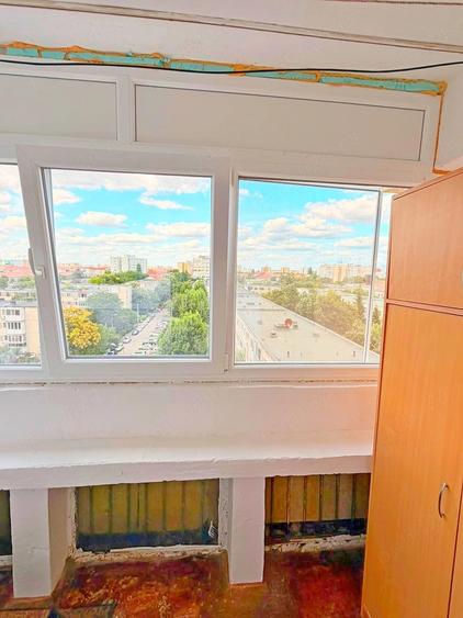 Apartament cu 3 camere semidecomandat în Gheorghe Lazăr